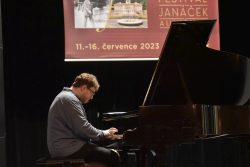 Janáčkova klavírní tvorba - Jan Jiraský - klavír - Festival Janáček a Luhačovice